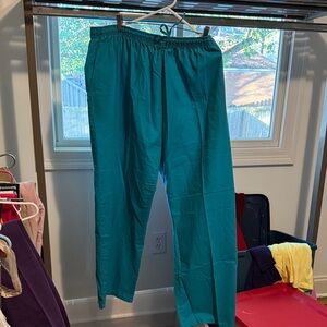 SCRUBS TEAL Blue size 3X so Comfortable